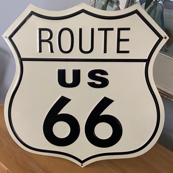 Route 66 kitchen decor Metal sign napkin holder and salt and pepper shakers - Picture 7 of 17